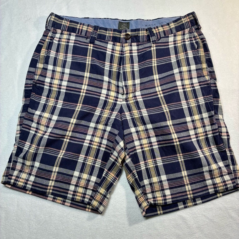 J. Crew Shorts Mens Size 32x9 Blue Plaid Flat Front Bermuda Summer Cotton - Picture 1 of 6